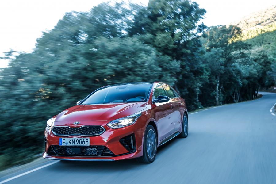  Kia ProCeed GT Line 2019 года  (WW) (фото 17 из 40)
